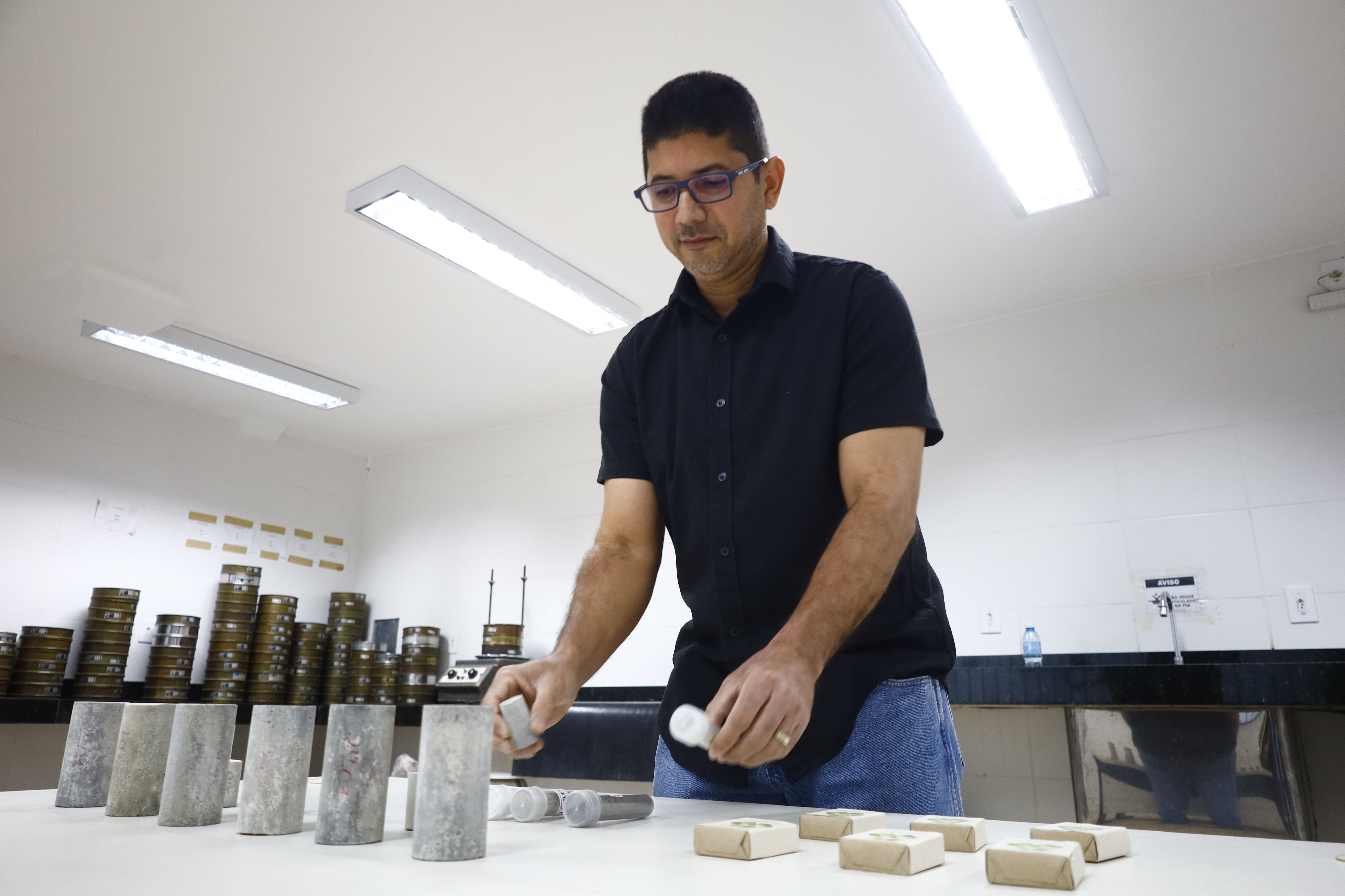 20251228XATUAMAZONTIJOLOSECOLOGICOS  -Professor Marco Antônio Oliveira-fotos igor  mota (36).JPG