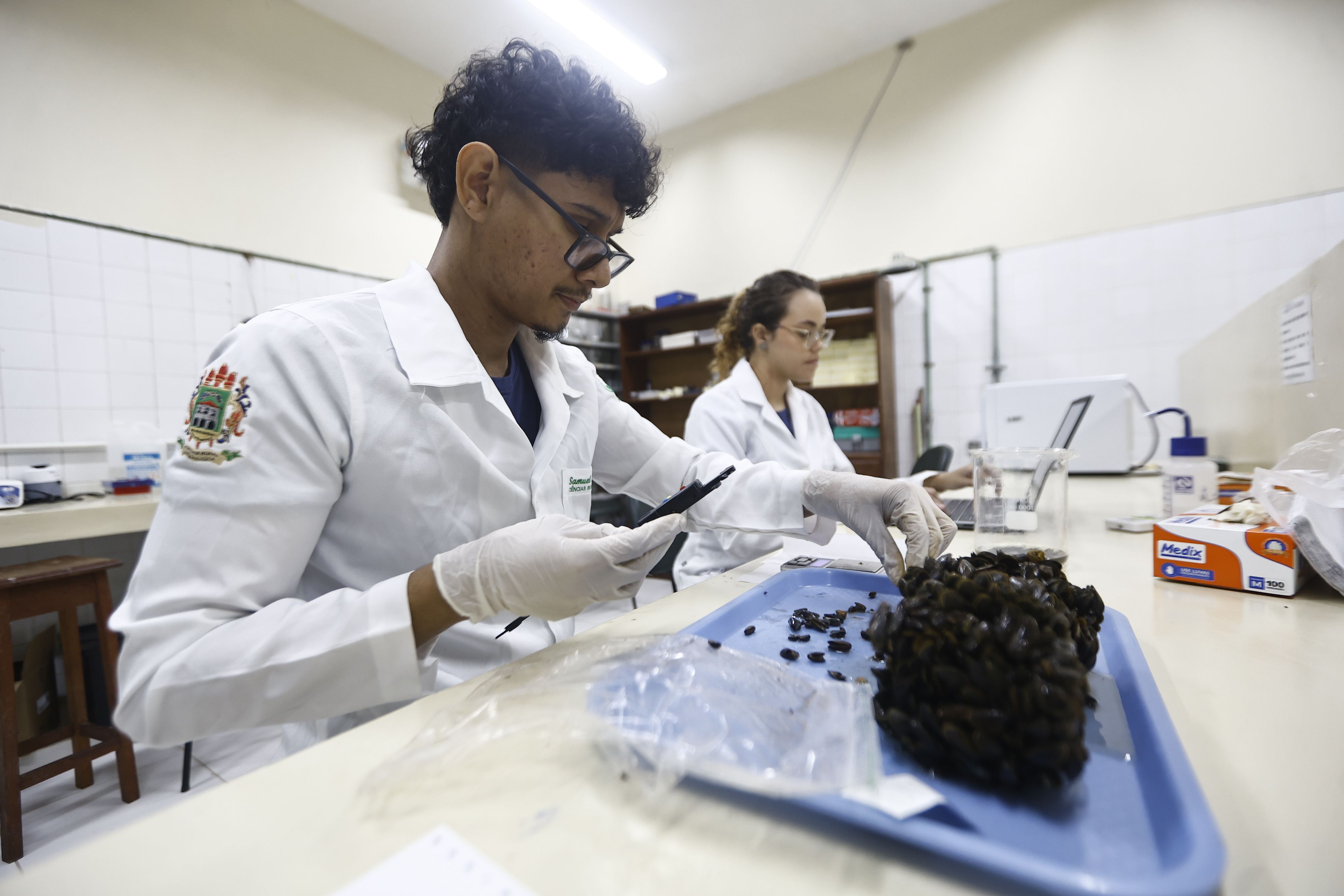 20260322XATUAMAZONESPECIESINVASORAS - Samuel na Costa- estudante e Maria Eduarda Mendes - estudante - FOTO THIAGO GOMES (4).JPG.jpeg
