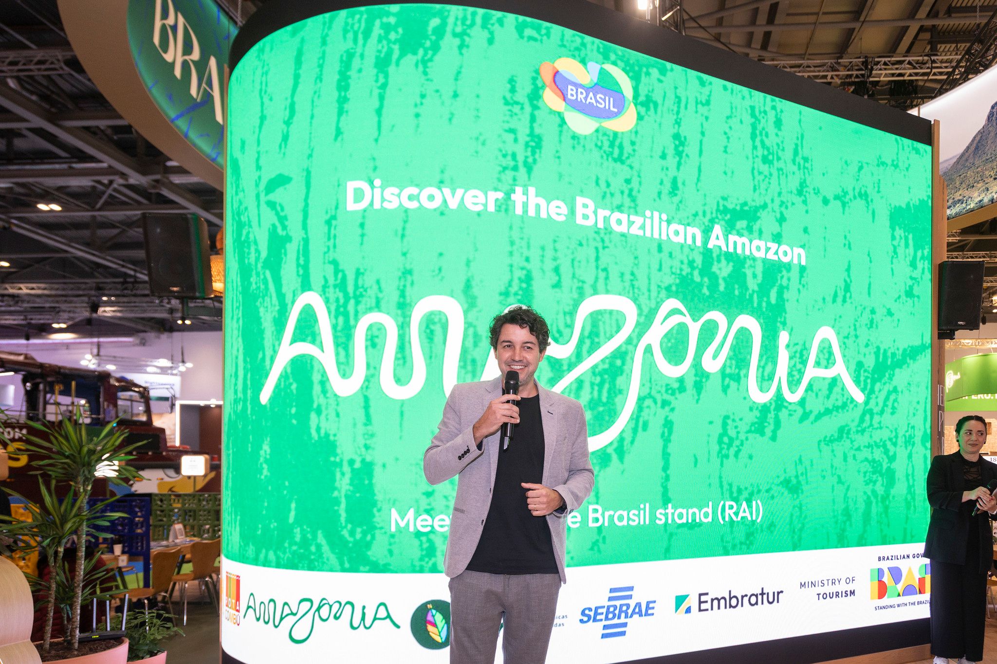 Arnaldo Bastos, designer, diretor de Criação da FutureBrand (2).jpg.jpeg