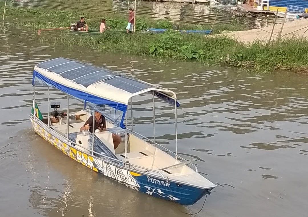 Barco elétrico E-Ubá.jpg