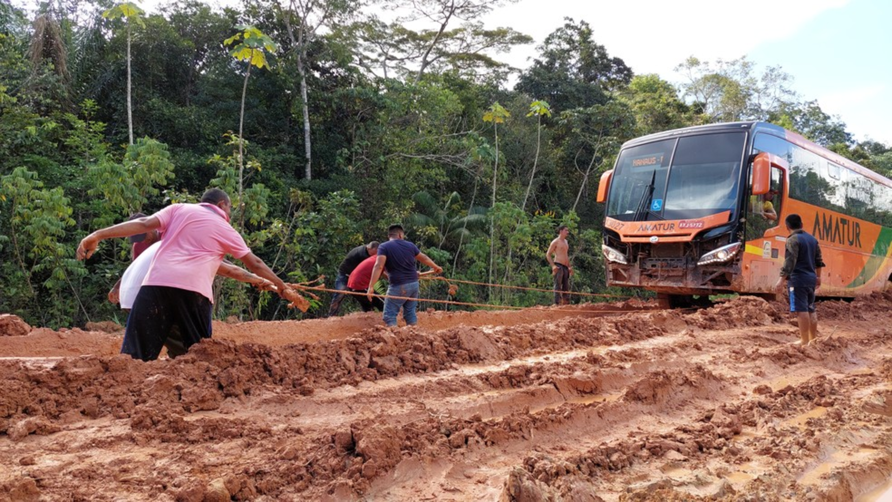 Desafios de viajar pela BR-319 — Foto Rede Amazônica.png