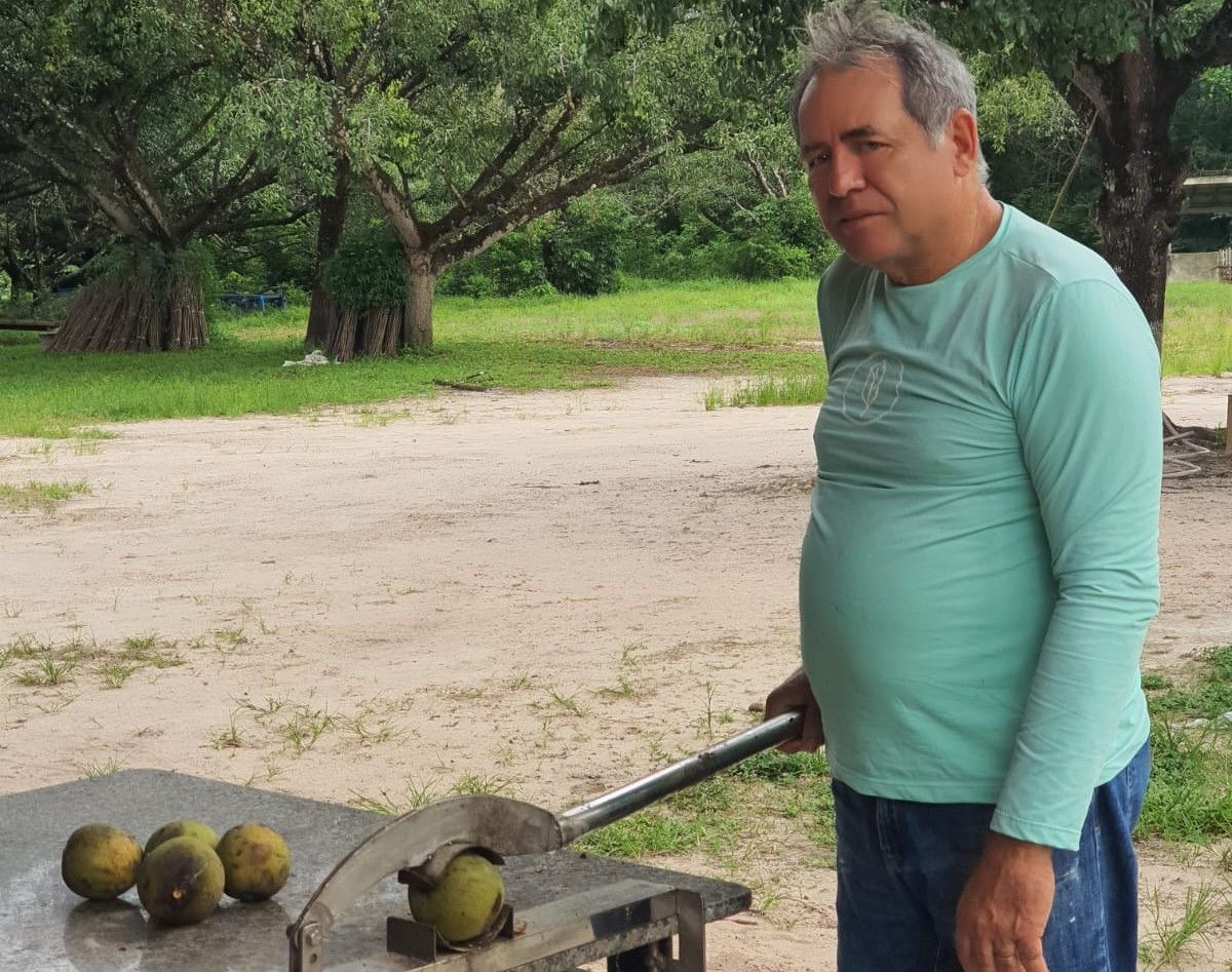 Francisco Douglas Cunha, produtor de bacuri - arquivo pessoal (1).jpeg