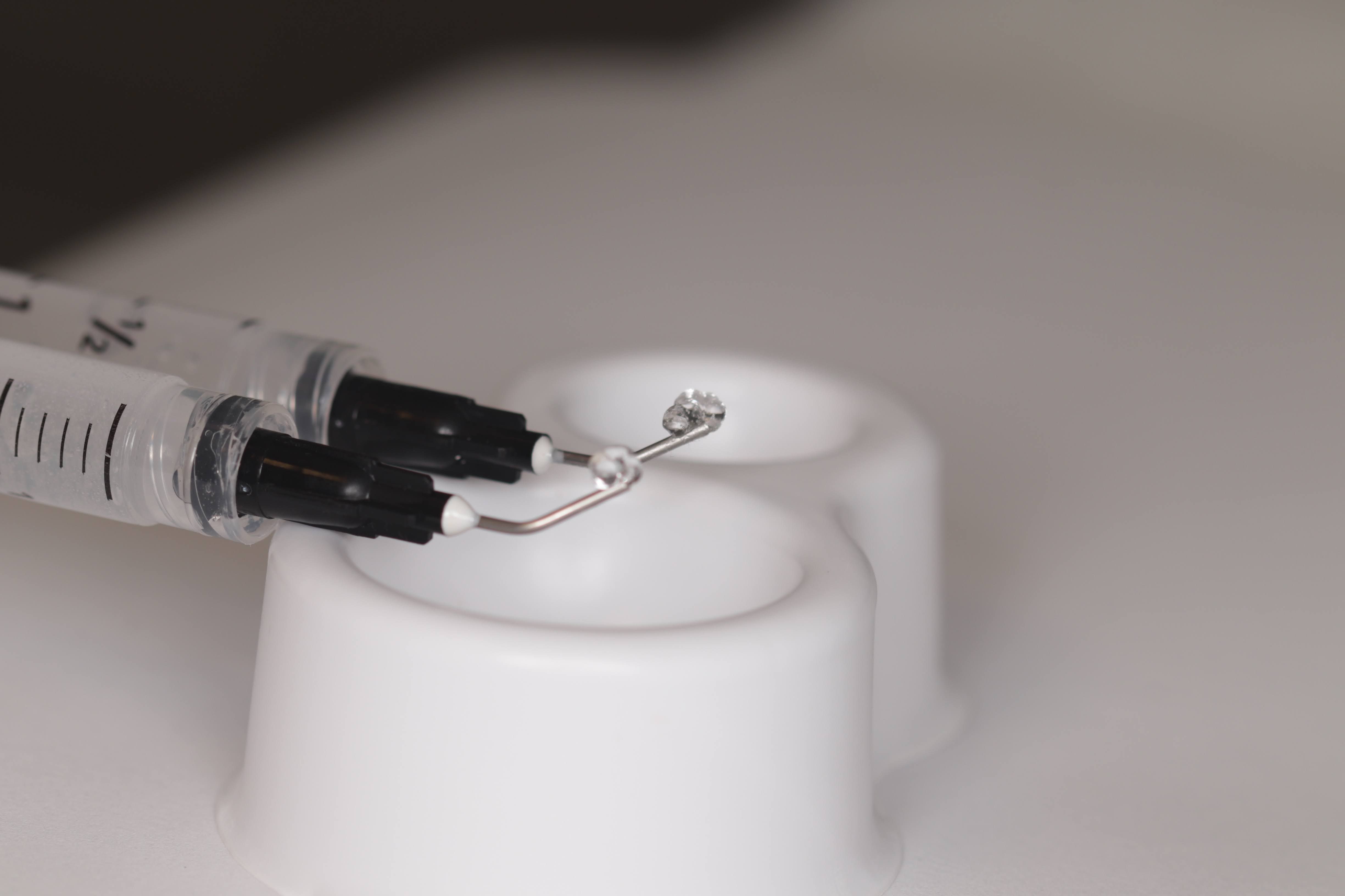 Gel feito de jambu para sensibilidade dentária - Arquivo pessoal Brennda de Paula.JPG