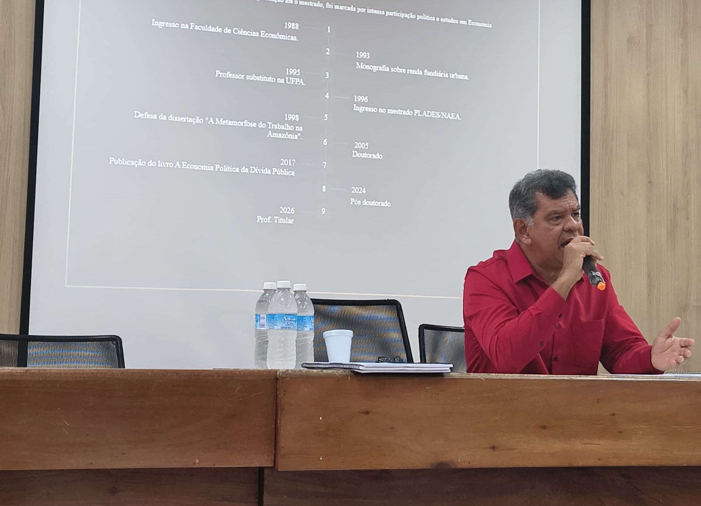 José Raimundo Trindade - professor de Economia da UFPA.jpeg