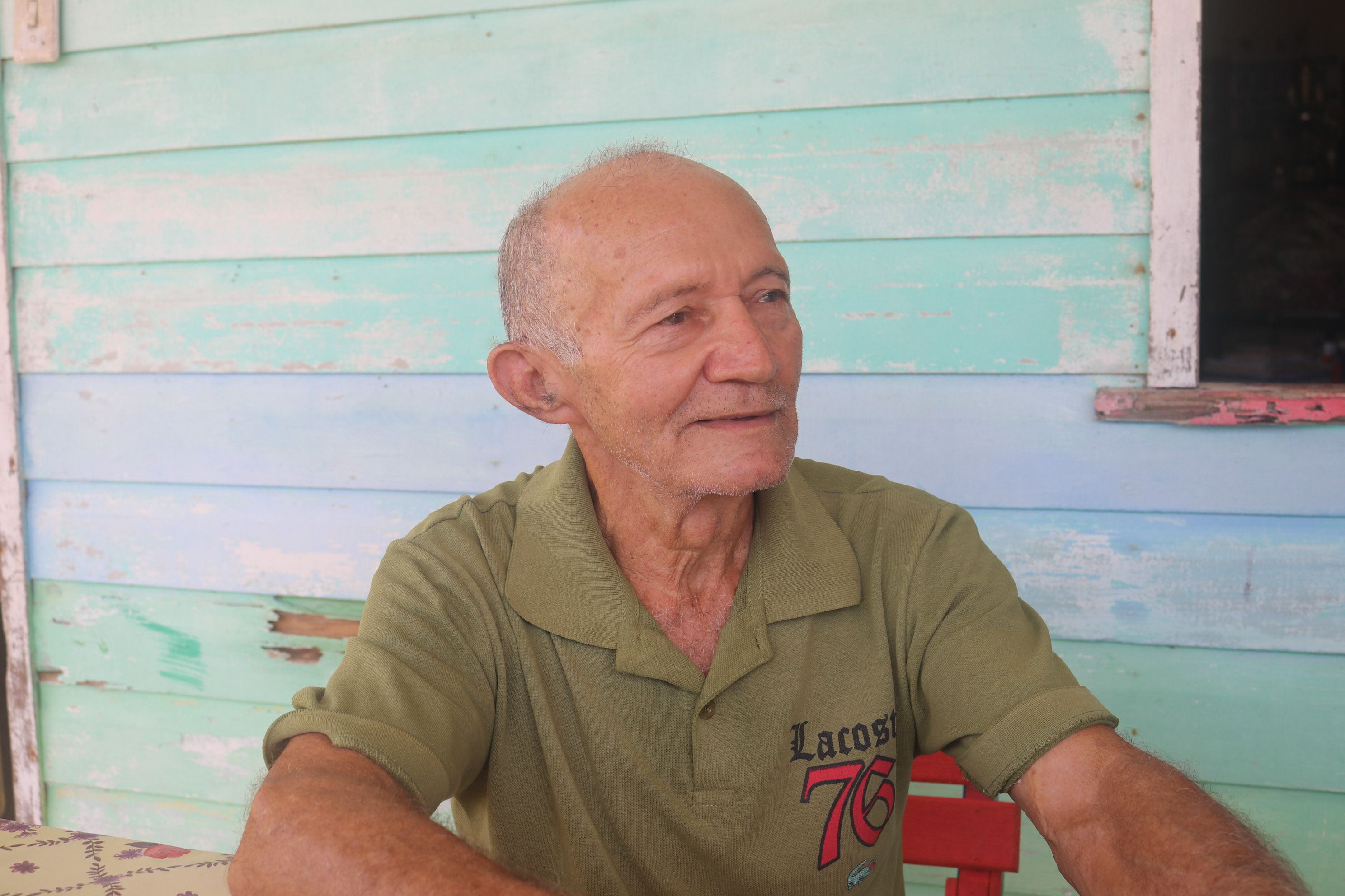 Tião Alencar - morador da Vila de Balbina - Foto Ádria Azevedo.JPG